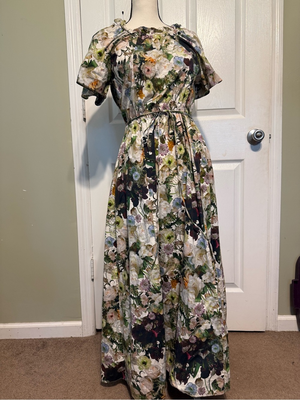 Floral High-Neck Maxi Dress in Multi Floral - Picture 5 of 12